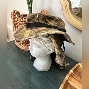 Cabela’s small men’s Camo Hunting Bucket hat with mesh drape